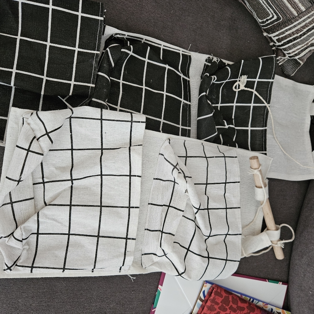 Pocketed cloth hanging storage